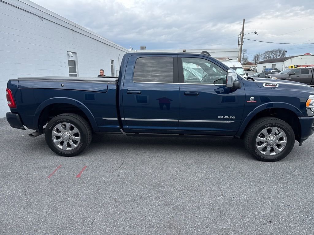 Used 2024 RAM 3500 Limited image 11