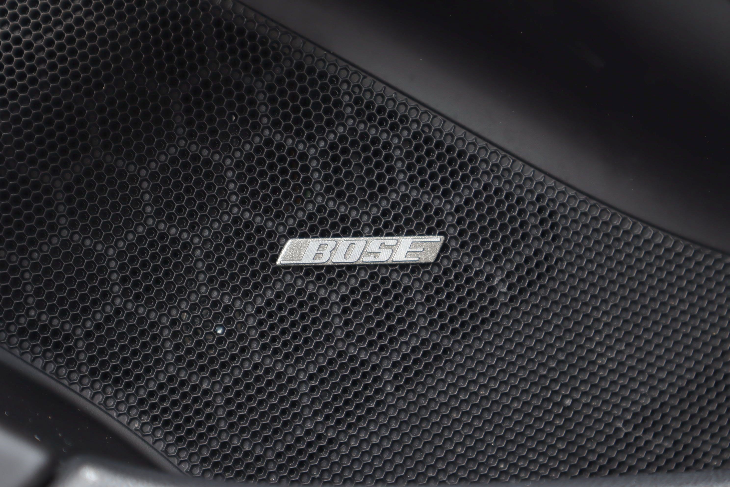 Used 2018 Porsche 718 Cayman RWD image 10