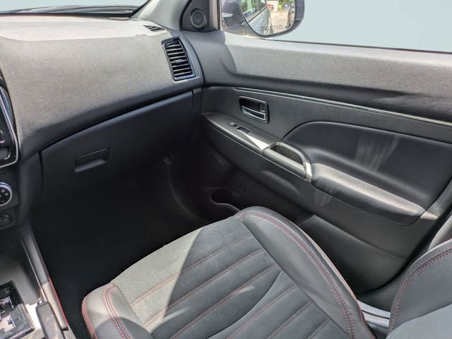 Used 2022 Mitsubishi Outlander Sport SE FWD image 18