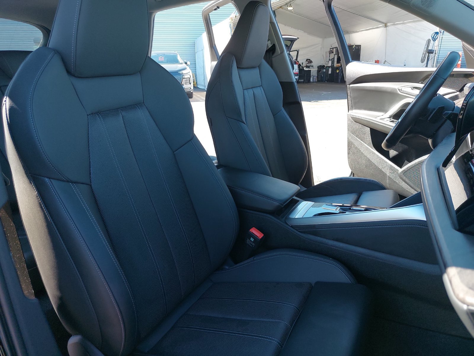 Used 2025 Audi Q5 Premium Plus w/ Premium Plus AWD/4WD image 10