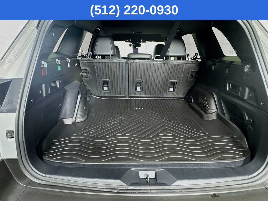 Used 2026 Subaru Outback Touring image 31