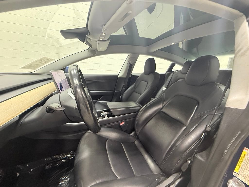 Used 2019 Tesla Model 3 Standard Range Plus RWD image 30