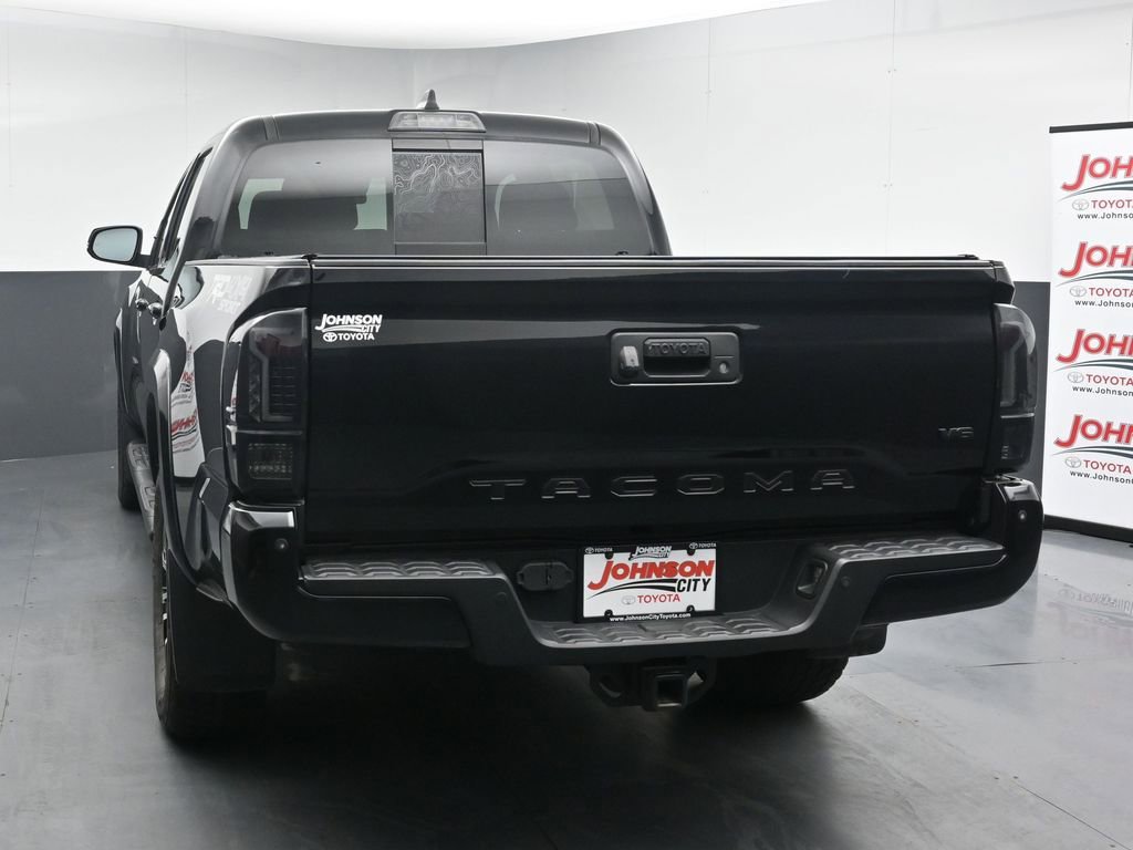 Used 2020 Toyota Tacoma TRD Sport w/ Technology Package AWD/4WD image 7