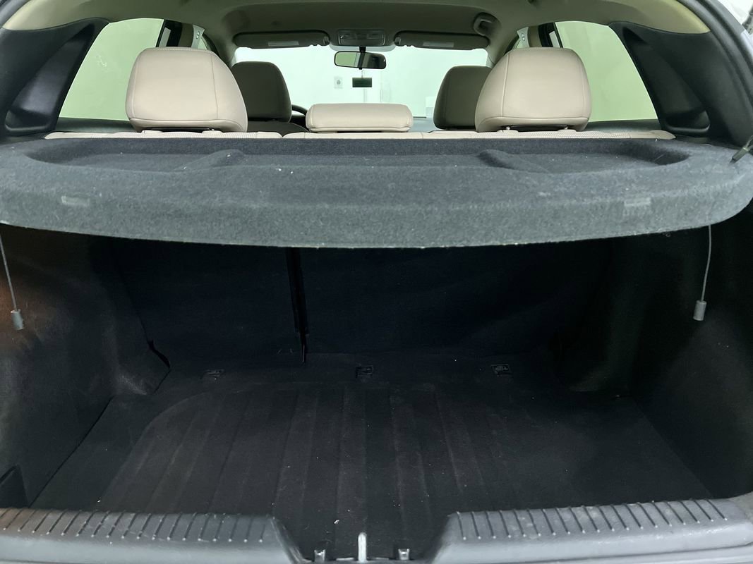 Used 2016 Hyundai Elantra GT FWD image 27