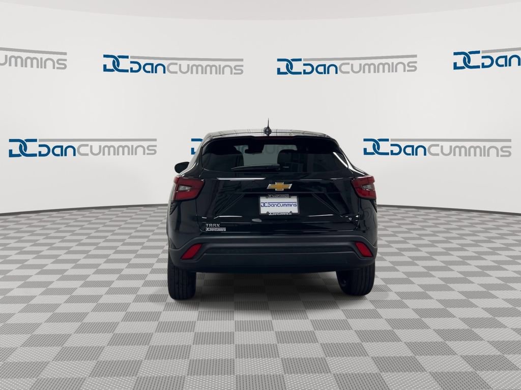 New 2026 Chevrolet Trax LS FWD image 7