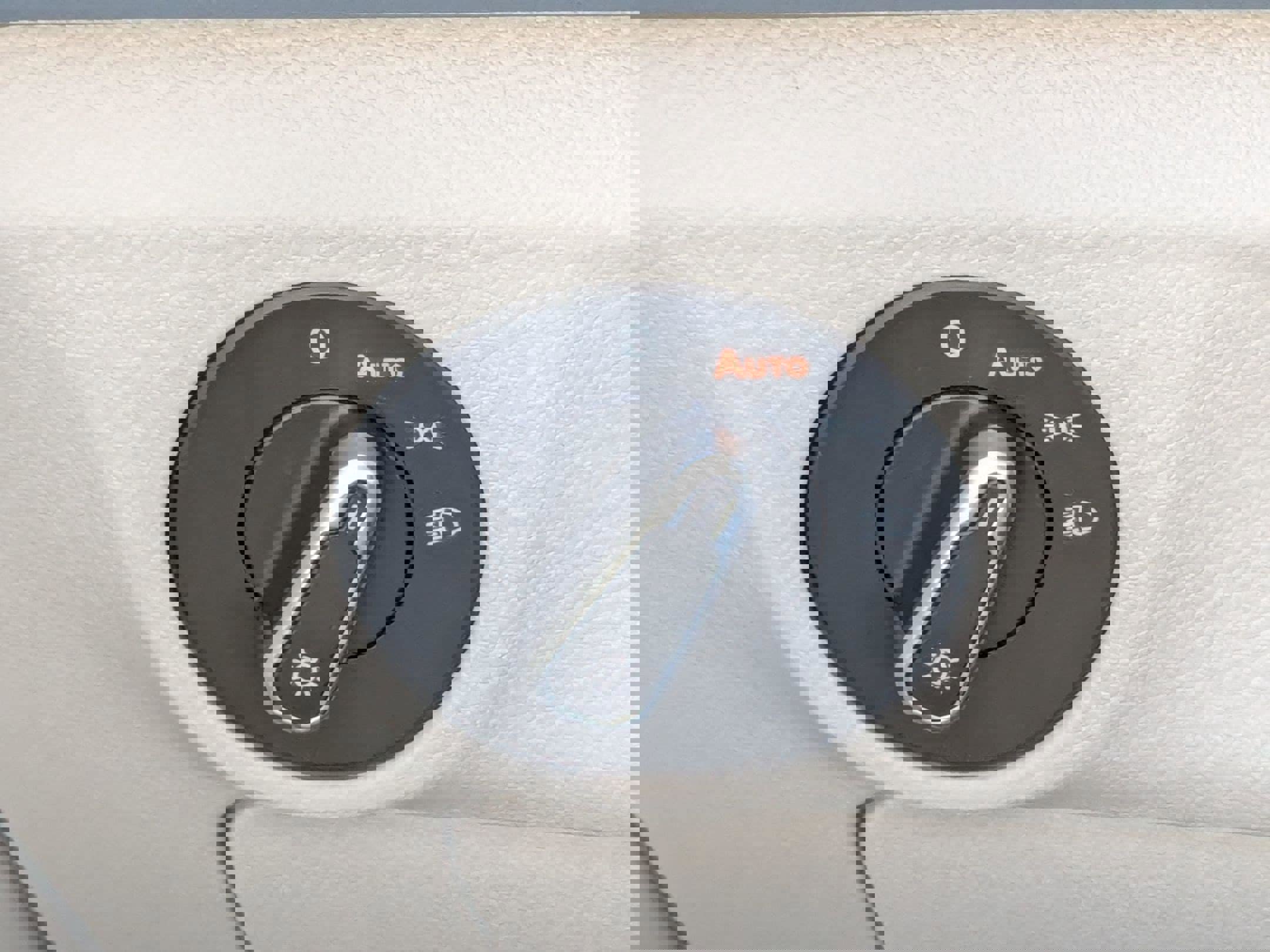 New 2026 Volkswagen Jetta SE image 17