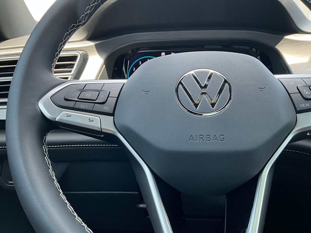 New 2025 Volkswagen Atlas Cross Sport SE image 24