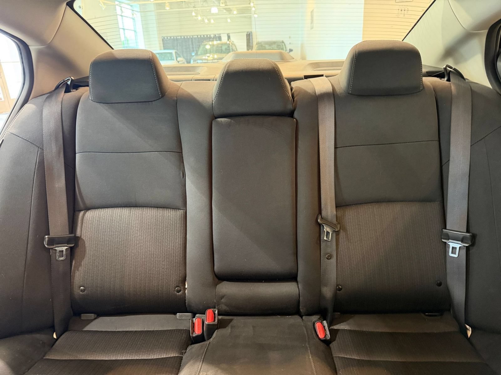 Used 2025 Nissan Altima 2.5 SV FWD image 37