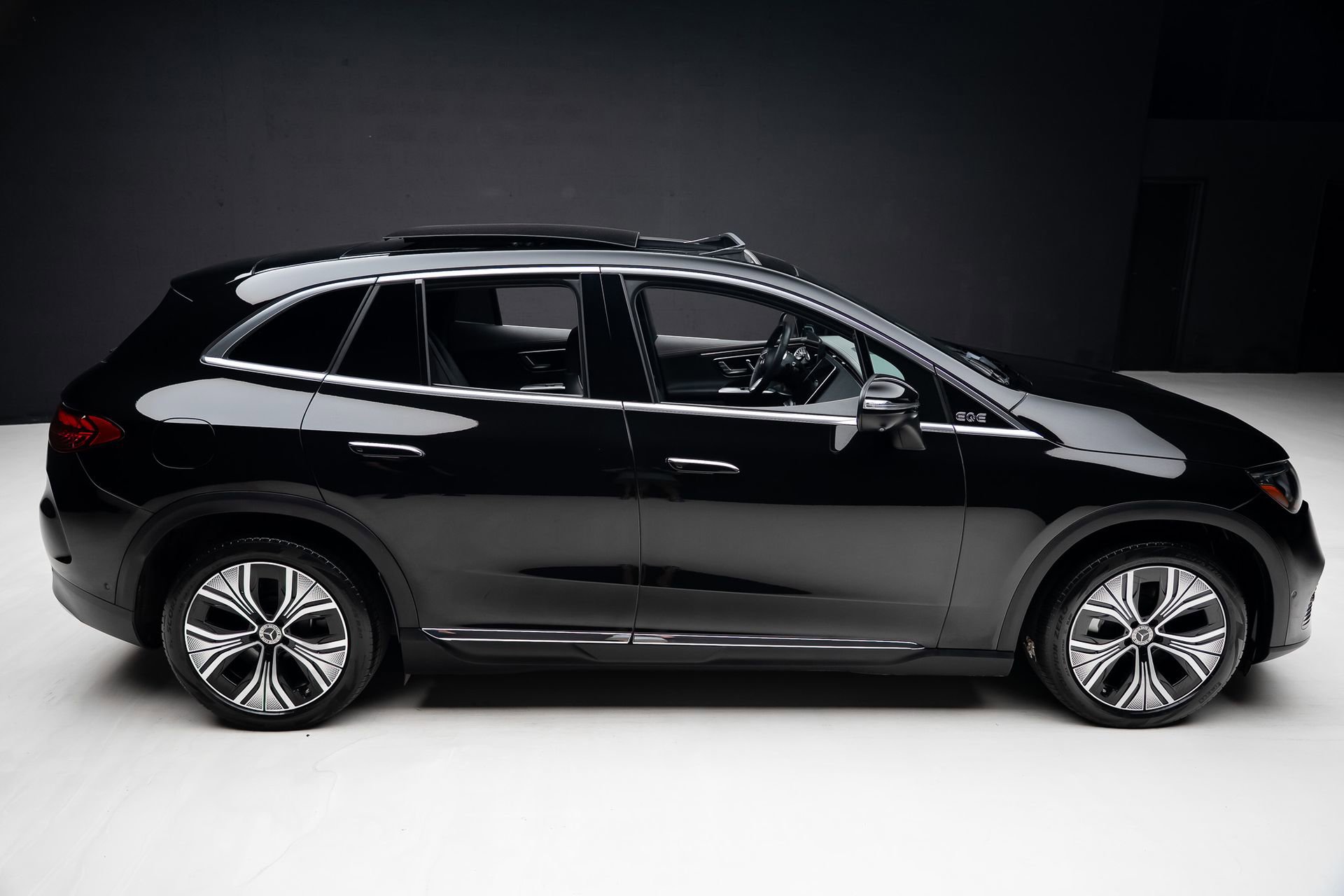 Used 2023 Mercedes-Benz EQE 350+ 4MATIC SUV image 35