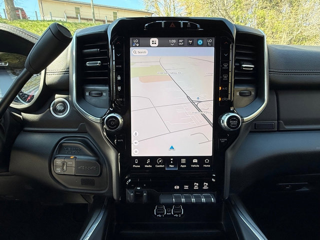 Used 2024 RAM 2500 Laramie w/ Night Edition image 25