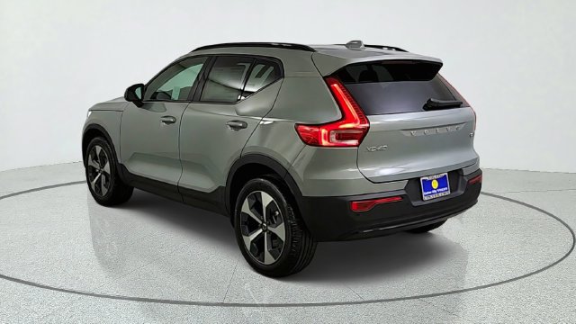 New 2026 Volvo XC40 B5 Plus w/ Protection Package Premier AWD/4WD image 5