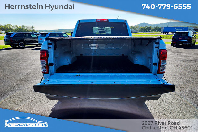Used 2024 RAM 3500 Tradesman w/ Chrome Appearance Group AWD/4WD image 15