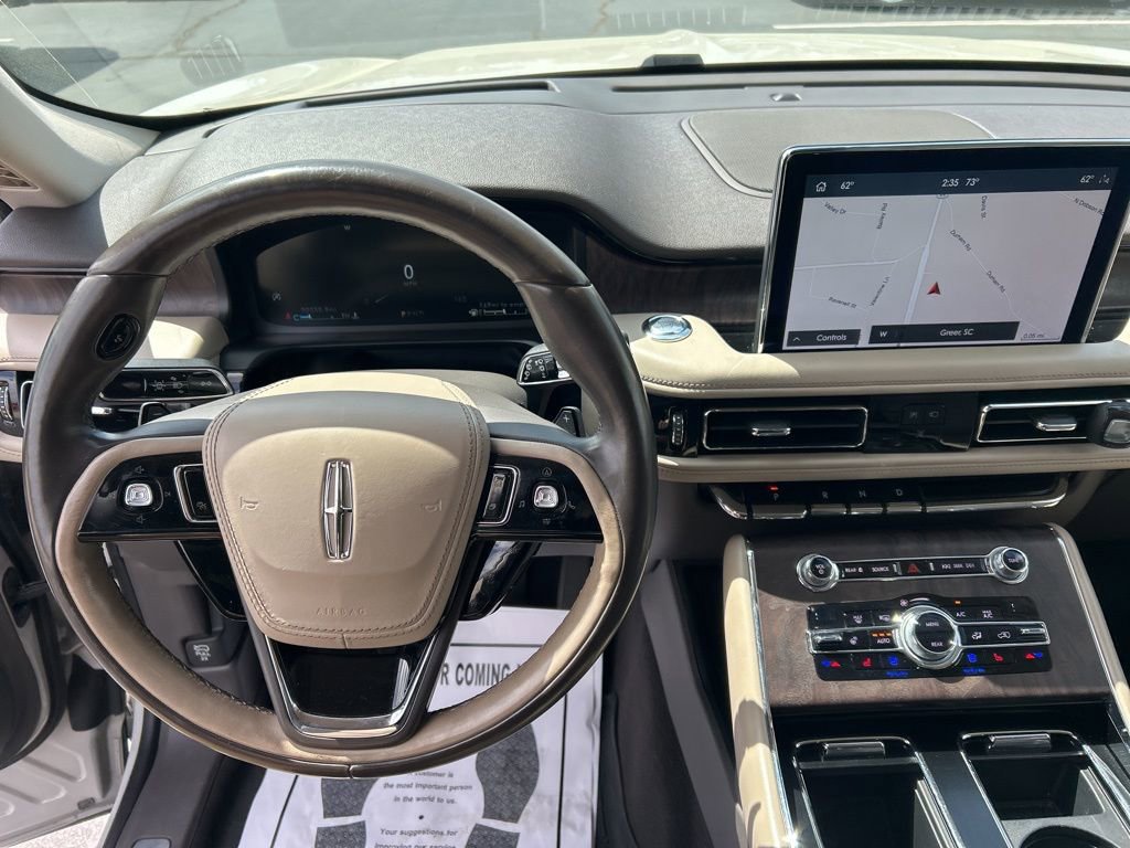 Used 2020 Lincoln Aviator Reserve w/ Equipment Group 202A image 6