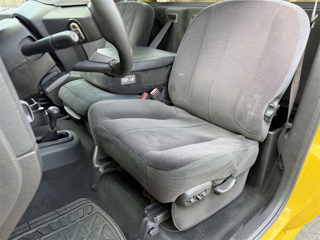 Used 2004 Dodge Ram 1500 Truck SLT w/ Sport Appearance Group image 14