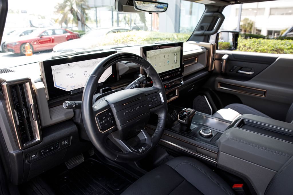 Used 2024 GMC Hummer EV 2X image 29