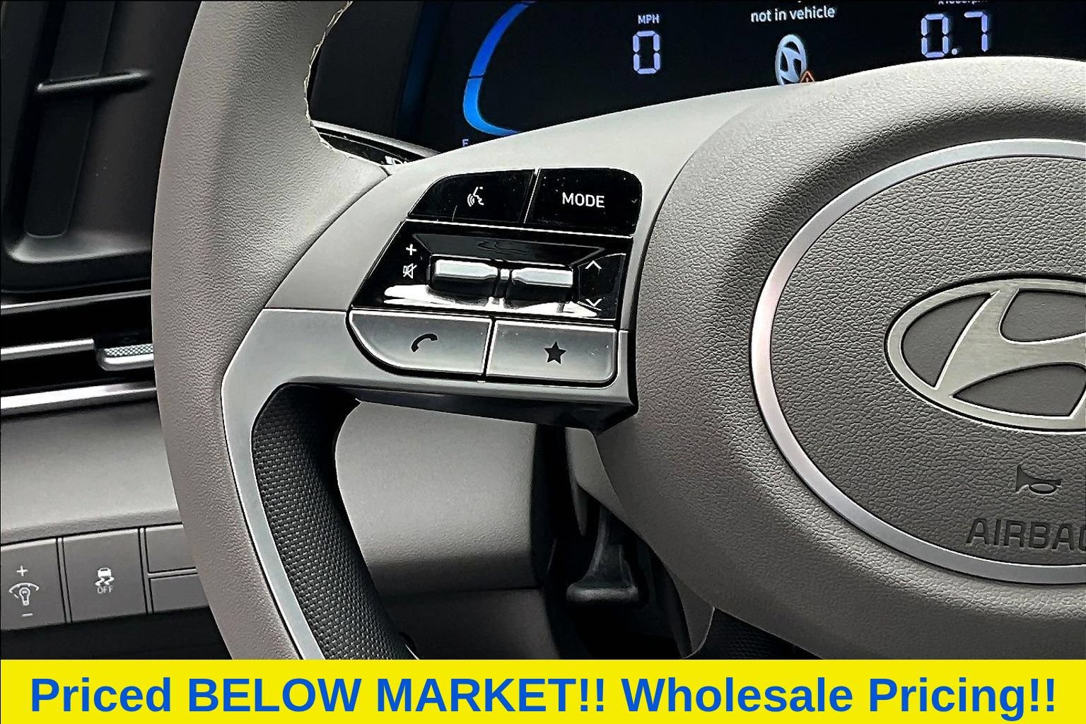 Used 2026 Hyundai Elantra Sport FWD image 11