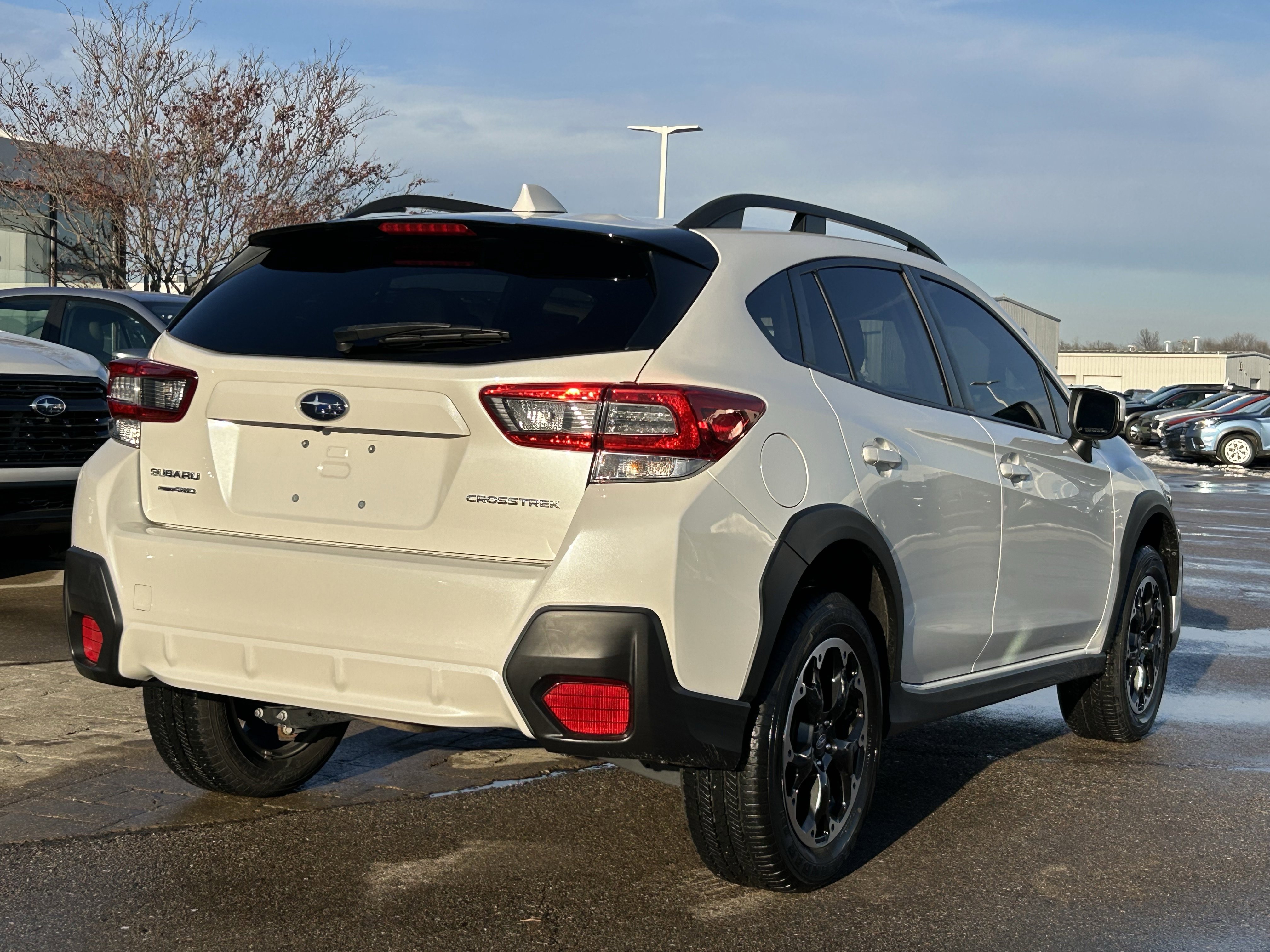 Used 2023 Subaru Crosstrek 2.0i Premium image 7