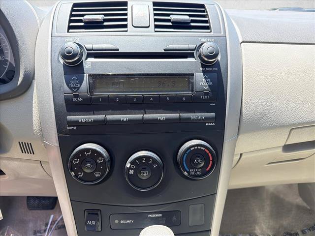 Used 2010 Toyota Corolla LE FWD image 18