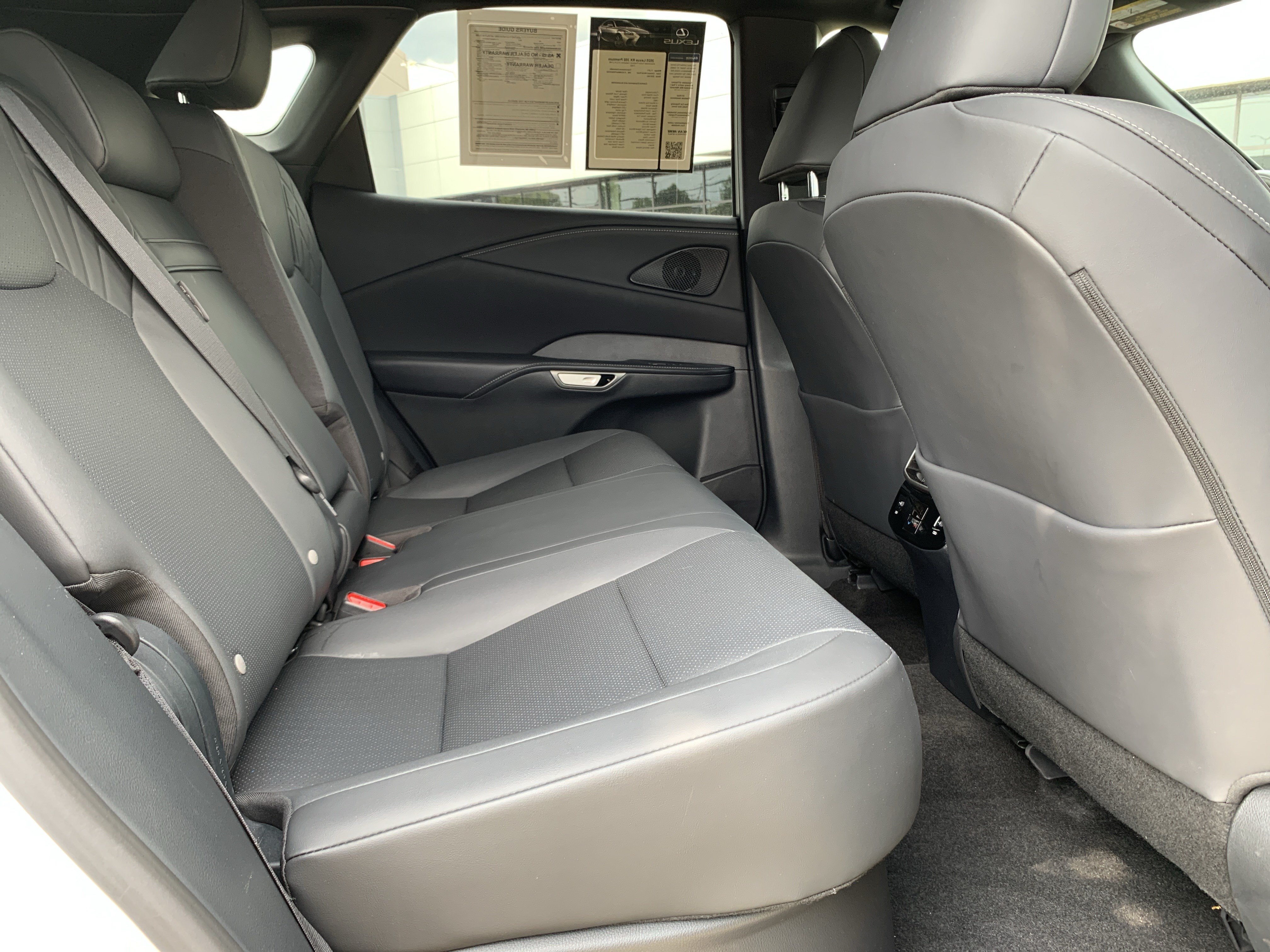 Certified 2025 Lexus RX 350 Premium w/ Accessory Package (Z1) FWD image 33