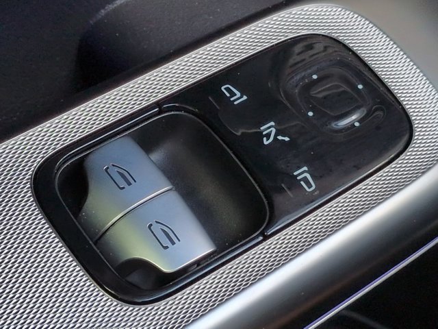 Certified 2026 Mercedes-Benz CLE 450 4MATIC Coupe image 24