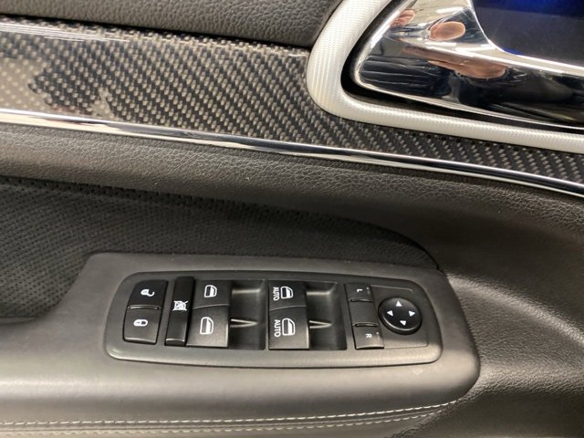 Used 2020 Jeep Grand Cherokee SRT image 31