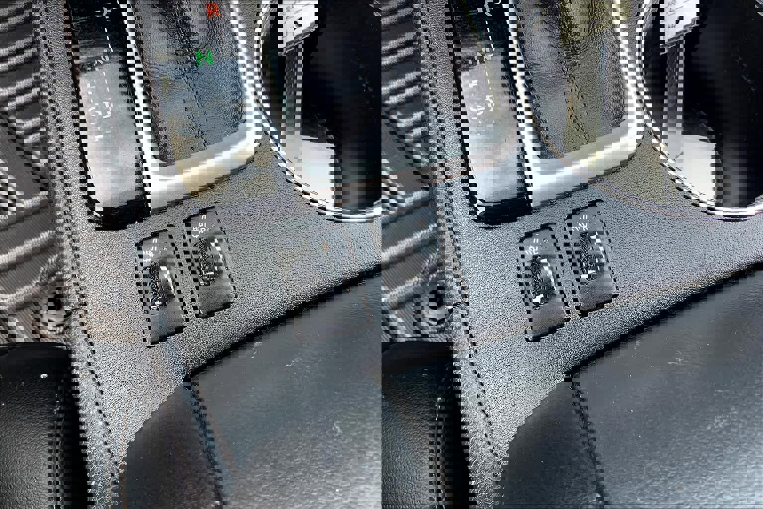 Used 2017 Toyota Highlander XLE image 32