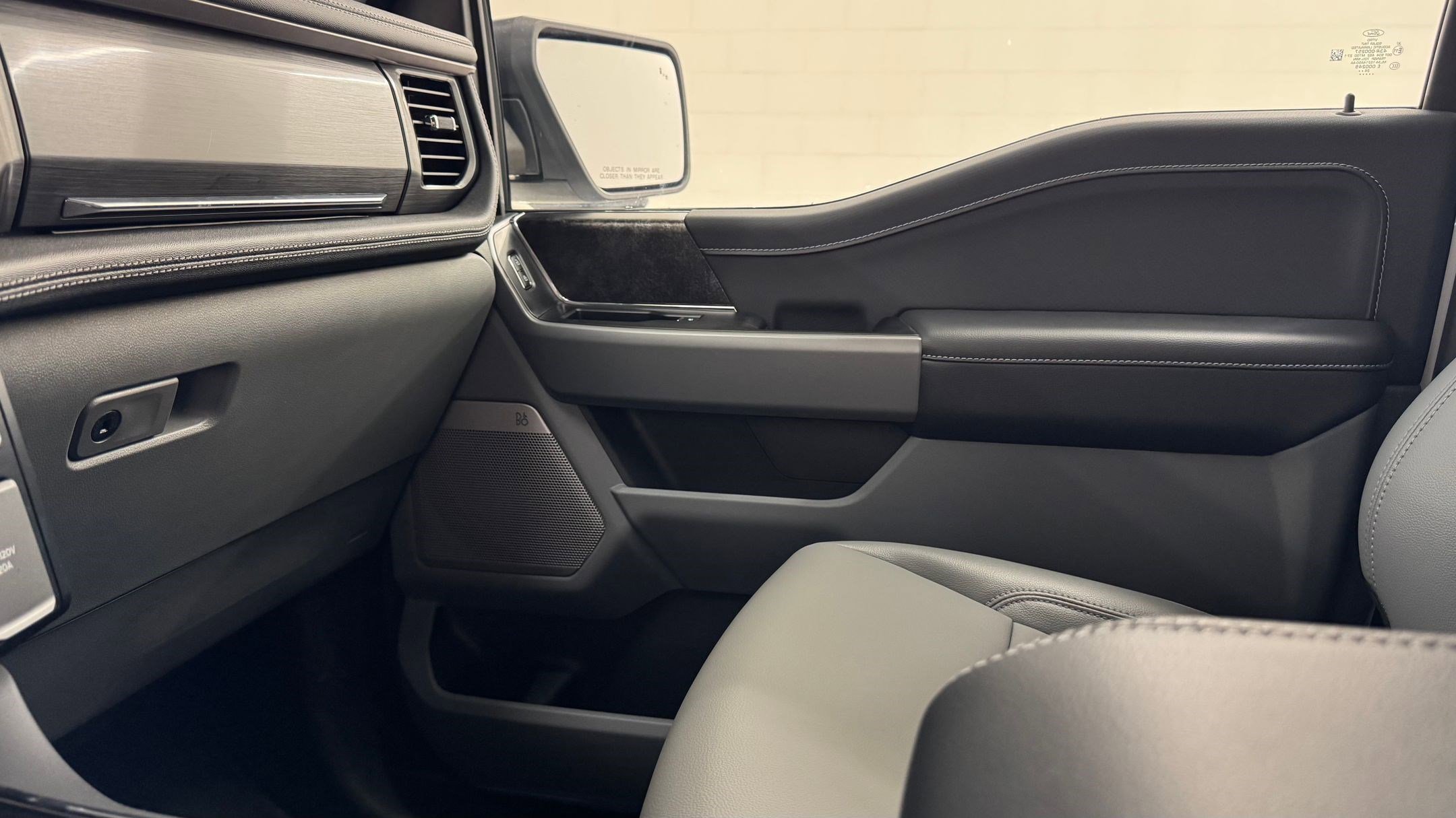 New 2025 Ford F150 Lightning Flash image 30