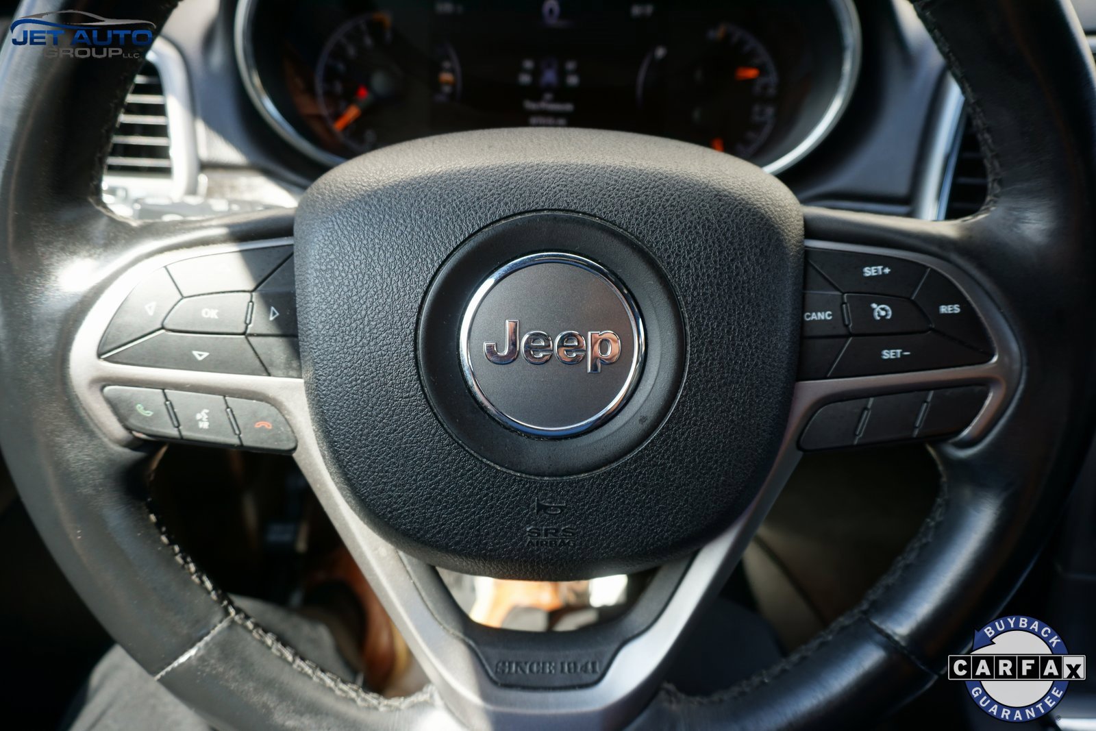 Used 2018 Jeep Grand Cherokee Limited image 42