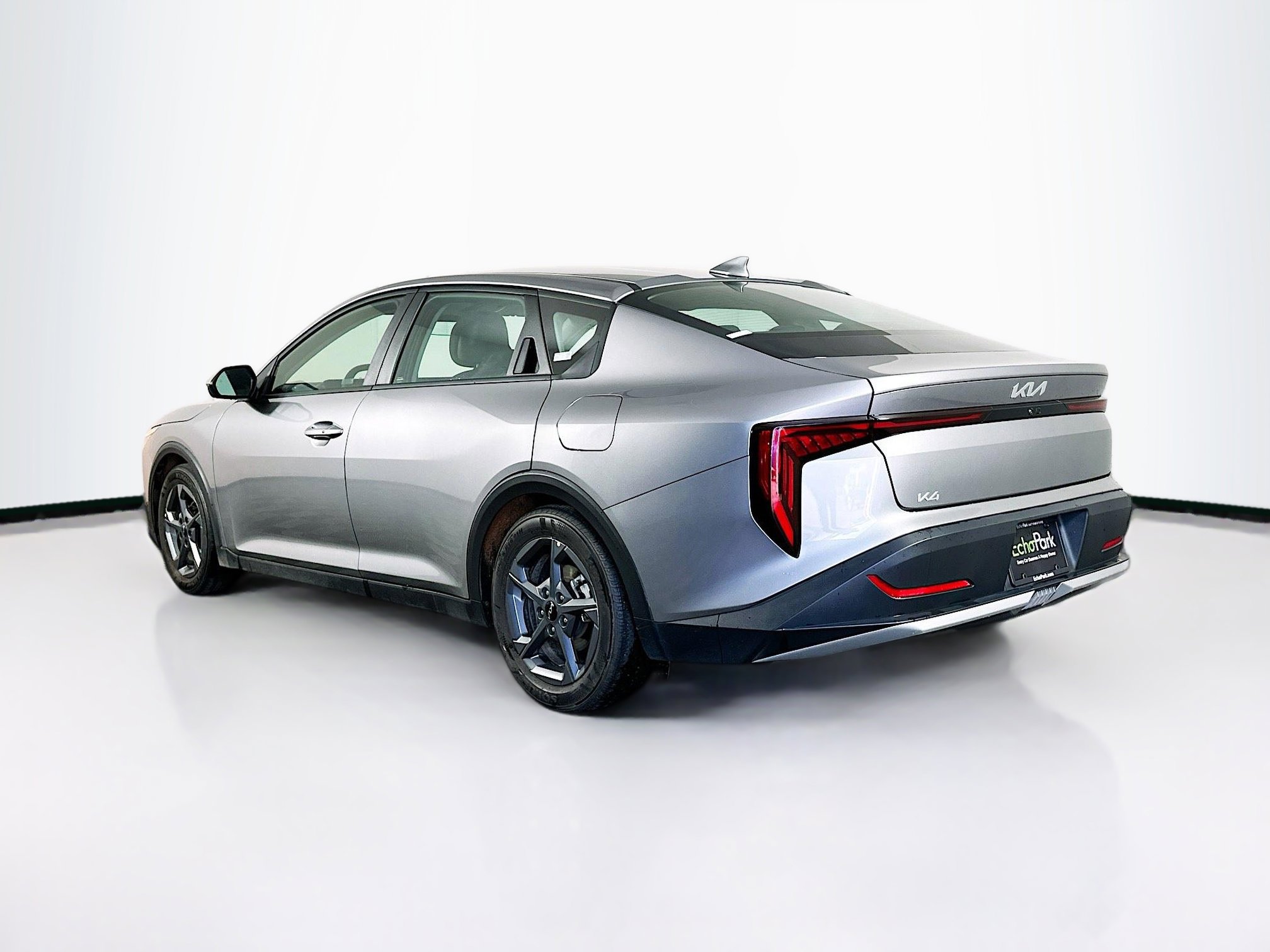 Used 2025 Kia K4 LXS image 5