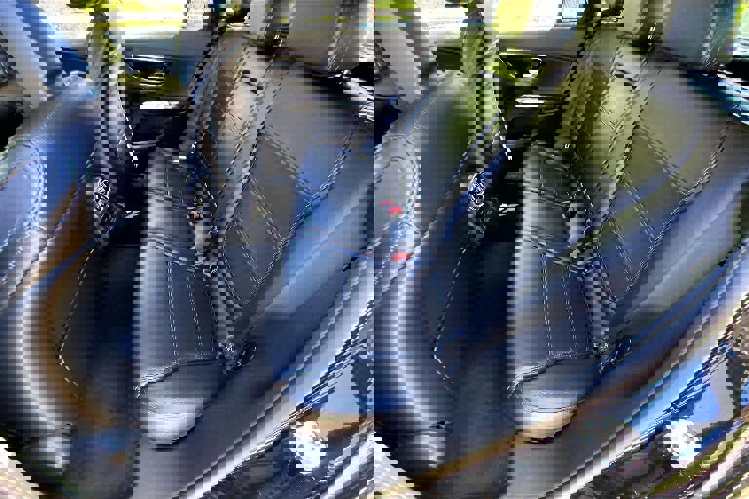 Used 2024 Mercedes-Benz GLC 300 image 21