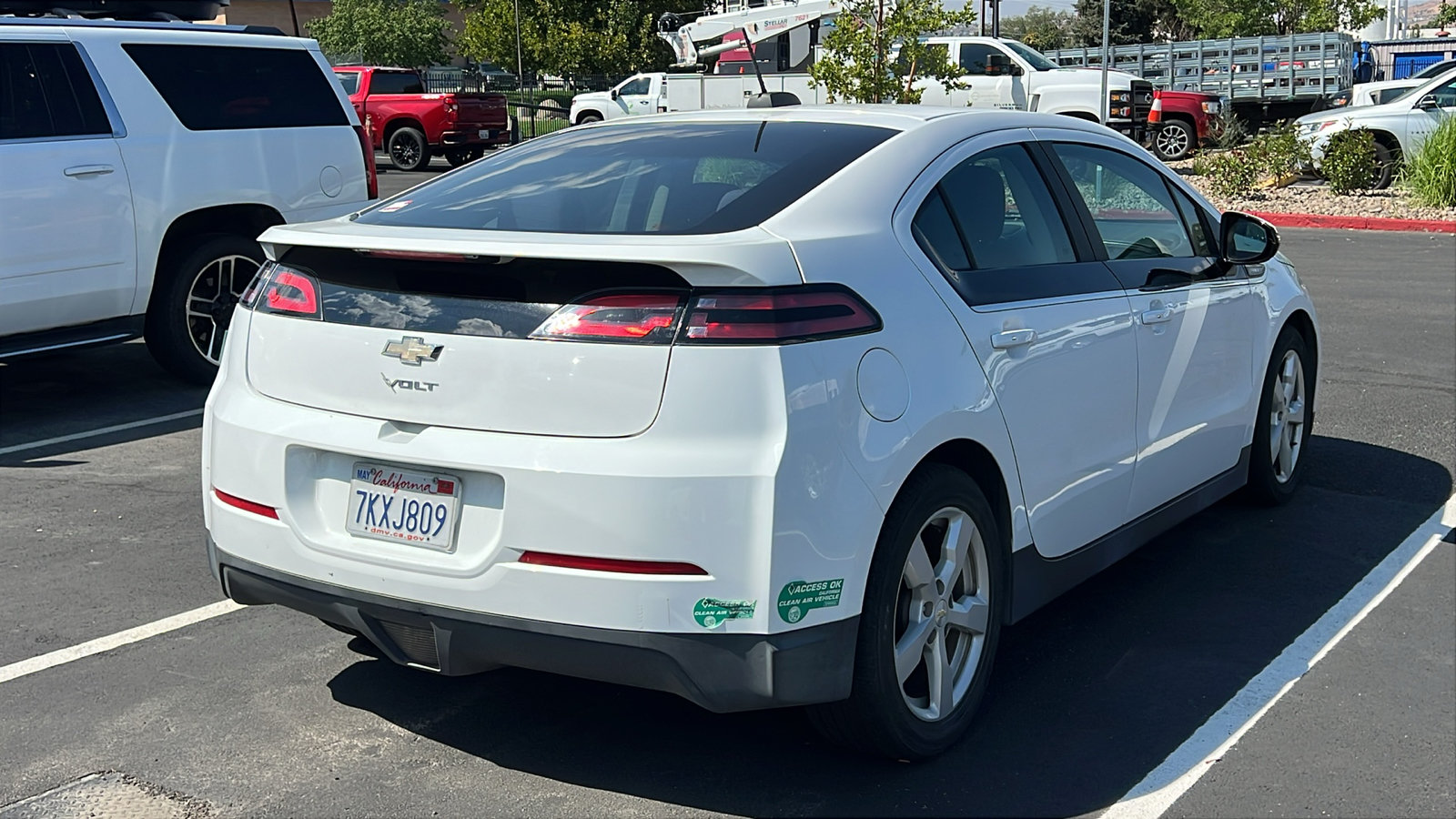 Used 2015 Chevrolet Volt FWD image 3