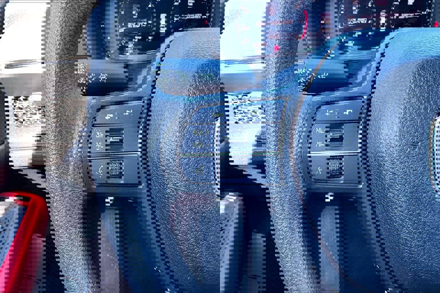 Used 2023 Honda Accord EX image 22