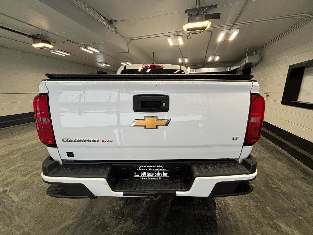 Used 2018 Chevrolet Colorado LT AWD/4WD image 10
