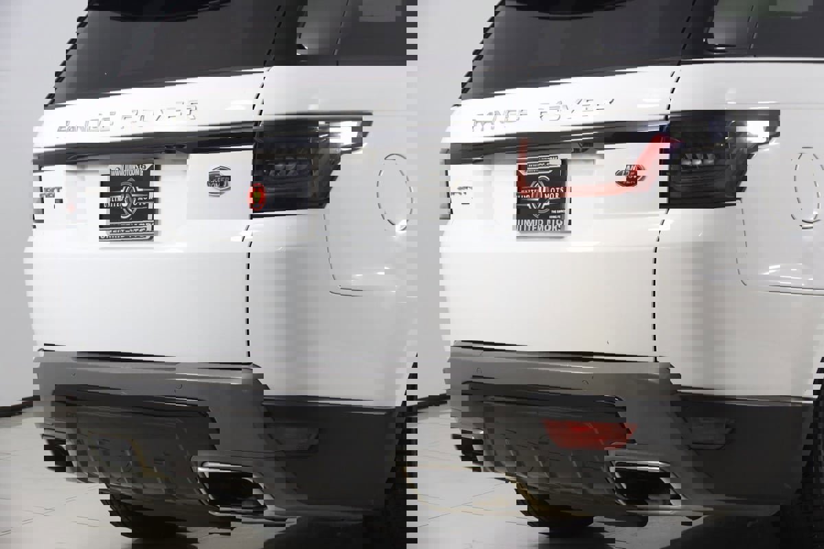 Used 2020 Land Rover Range Rover Sport SE image 45