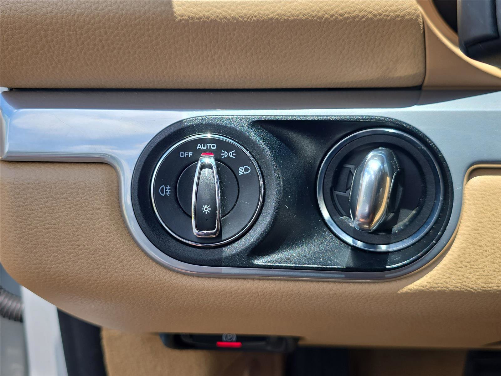 Used 2017 Porsche 718 Boxster RWD image 20