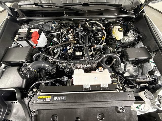 Certified 2026 Toyota 4Runner SR5 AWD/4WD image 31