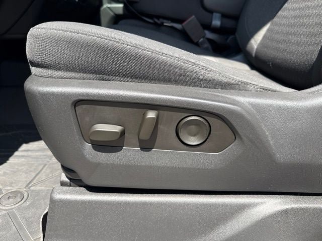 Used 2022 Chevrolet Silverado 1500 Custom AWD/4WD image 18