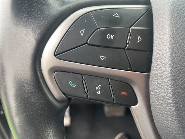 Used 2021 Jeep Grand Cherokee Altitude image 19