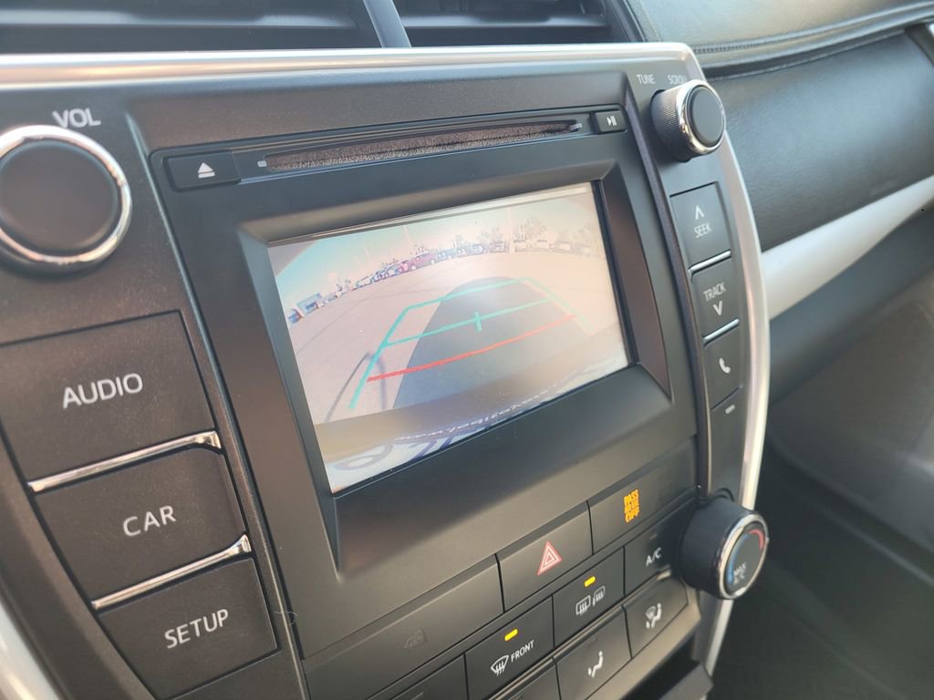 Used 2017 Toyota Camry SE image 14
