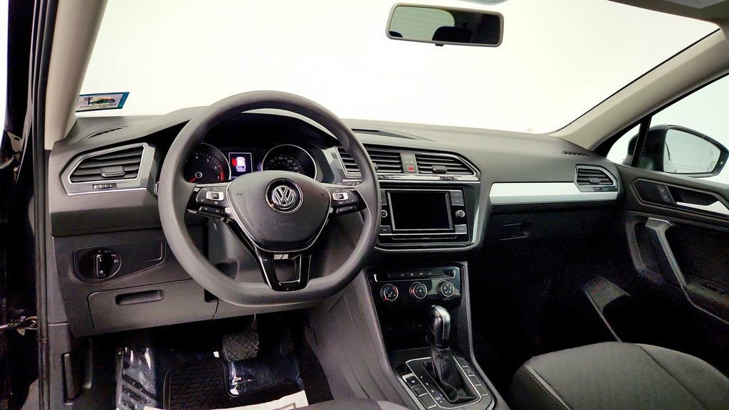 Used 2019 Volkswagen Tiguan S w/ Driver Assistance Package image 11