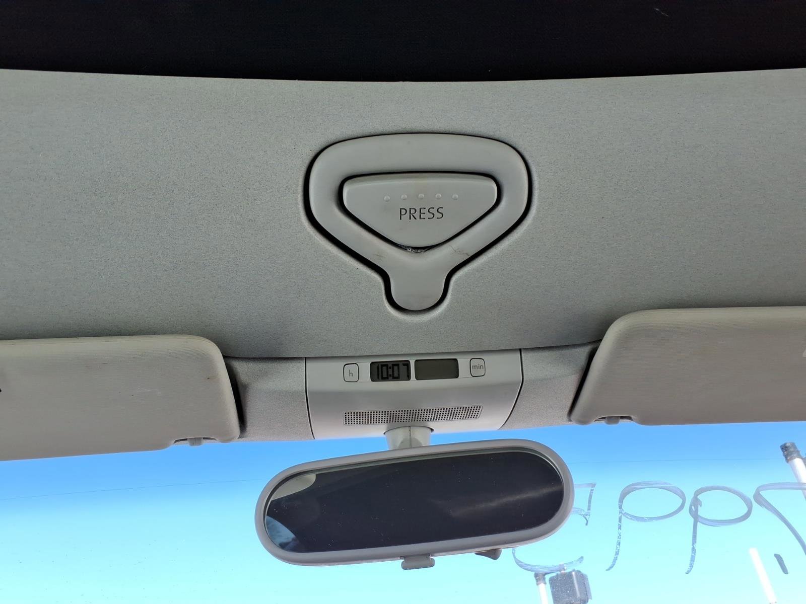 Used 2004 Volkswagen Beetle GLS image 15