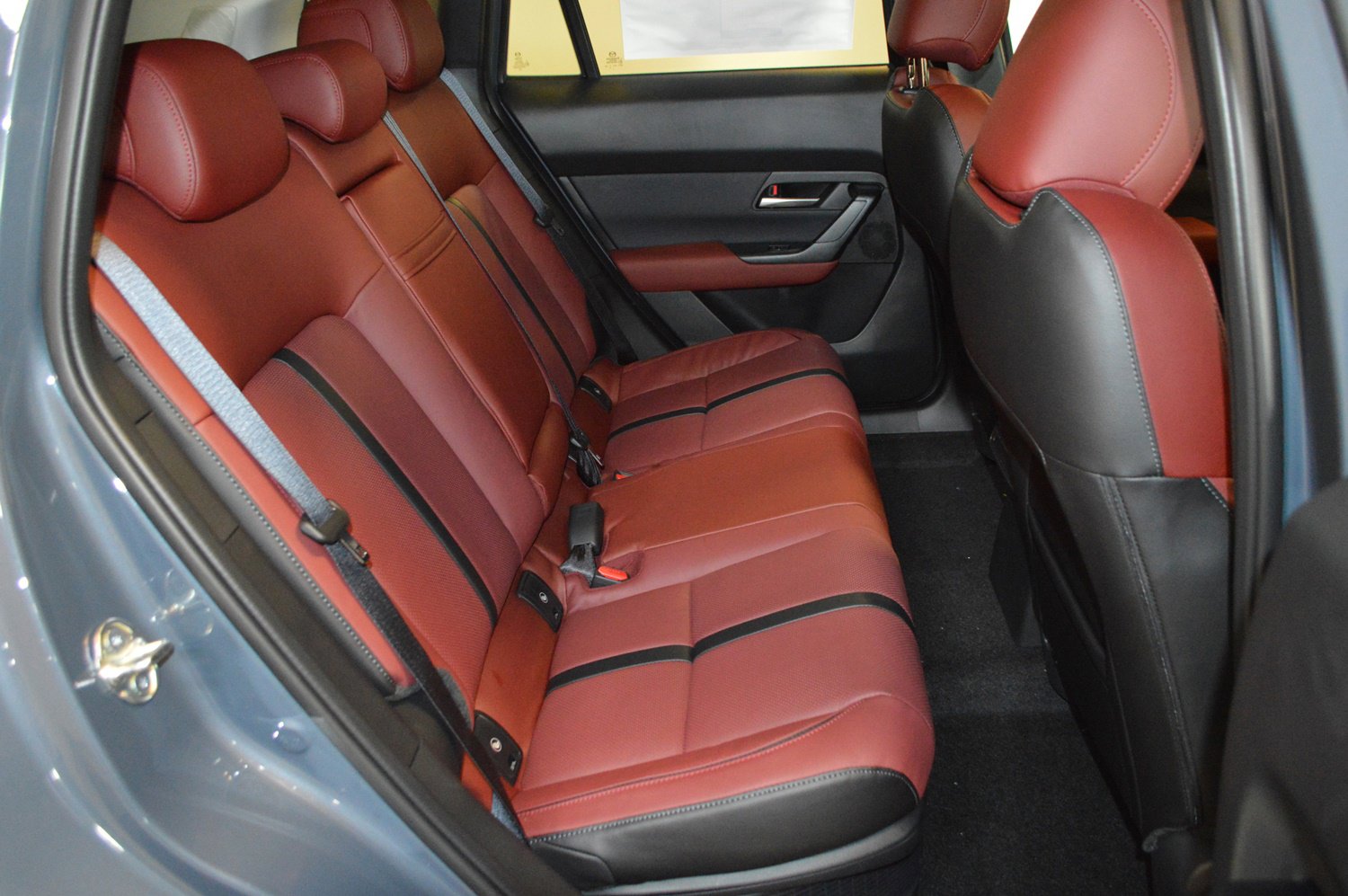 New 2026 MAZDA CX-50 2.5 Hybrid w/ Premium Plus Pkg image 12