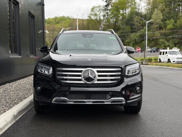 Used 2026 Mercedes-Benz GLB 250 4MATIC image 11