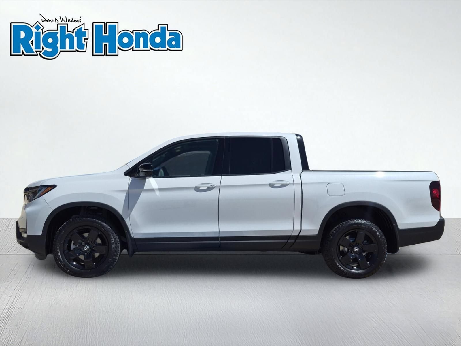 New 2026 Honda Ridgeline Black Edition image 3