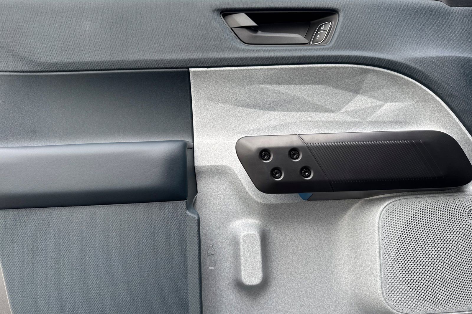 New 2025 Ford Maverick XLT w/ XLT Luxury Package image 10