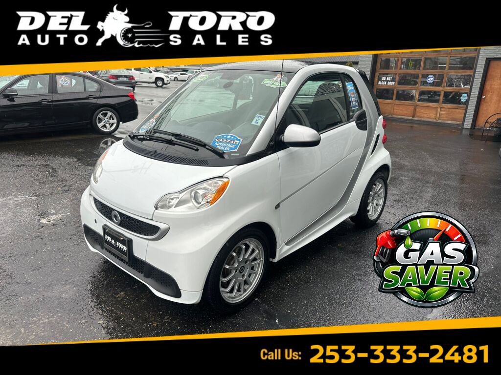 Used 2013 smart fortwo passion RWD image 1