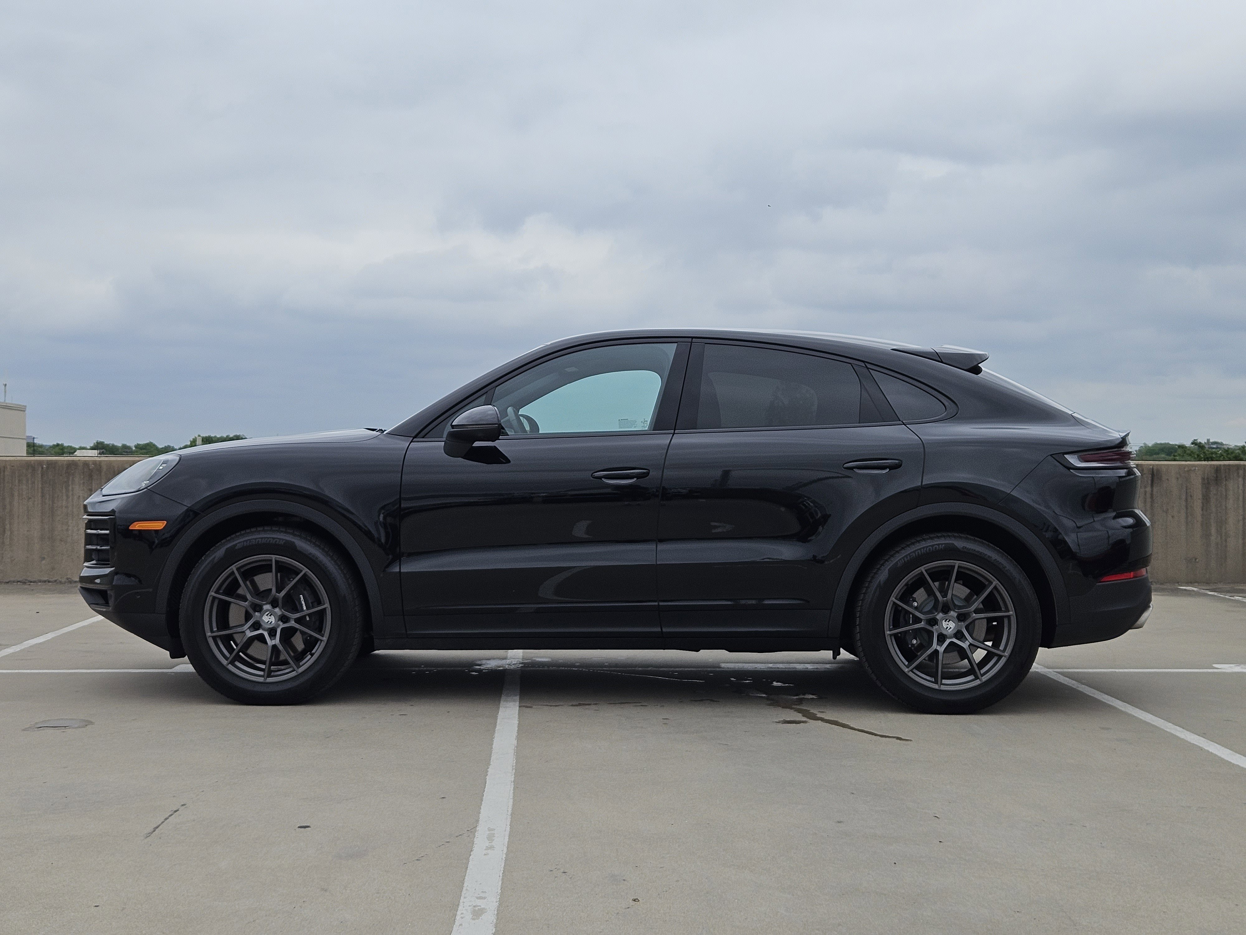 Certified 2026 Porsche Cayenne Coupe image 2