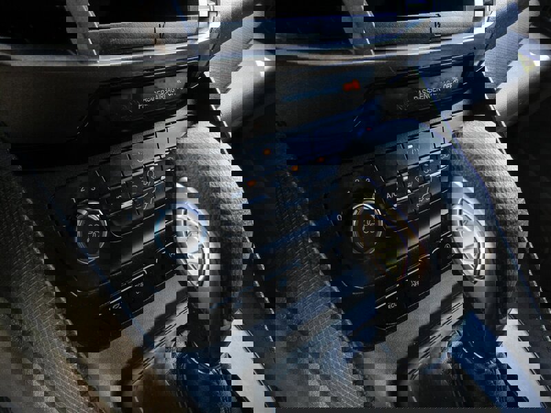 Used 2020 Ford Transit Connect XL image 23