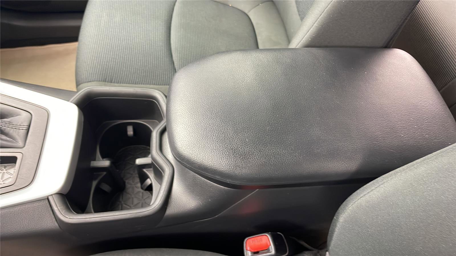Used 2023 Toyota RAV4 LE FWD image 18