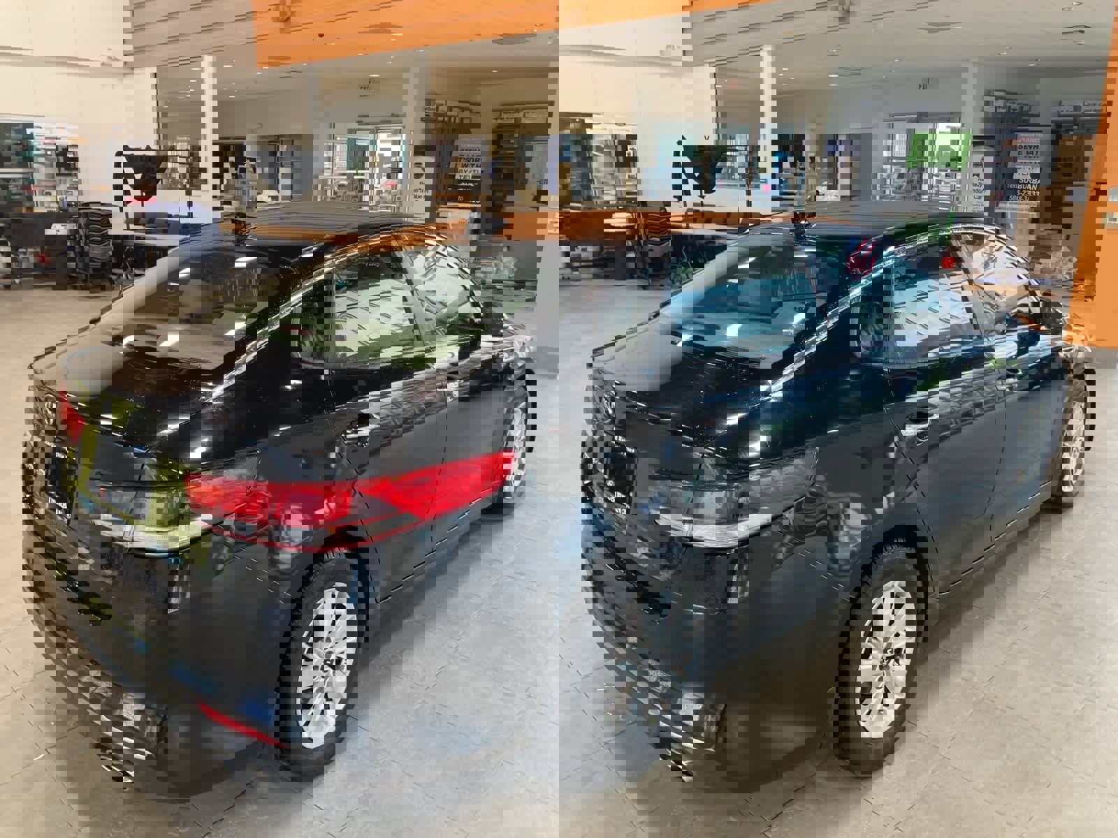 Used 2017 Kia Optima LX image 5